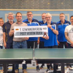 Vereinsbrot Übergabe Tischtennis-Platte